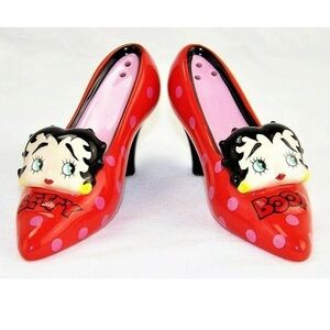 Betty Boop Salt & Pepper Shakers Ceramic Shoes High Heels Red Pink Polka Dots